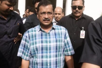 Arvind Kejriwal with there Bodyguards