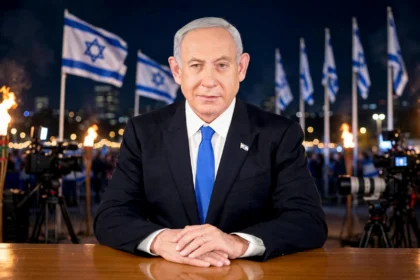 Photo: Avi Ohayon / Government Press Office of Israel via Wikimedia Commons (background composite)