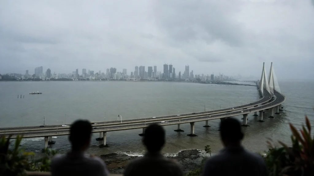 Mumbai skyline and Bandra-Worli Sea Link.
