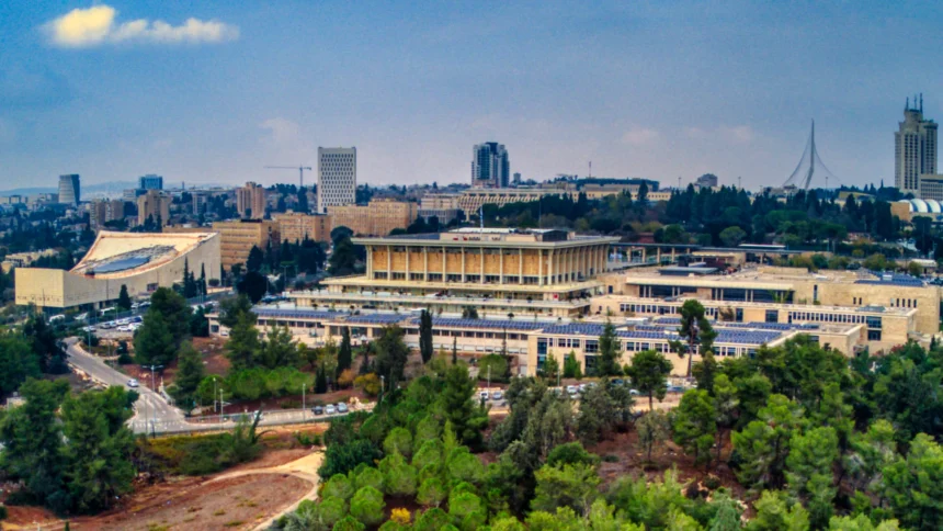The Knesset building in Jerusalem. Photo: Agmonsnir / Wikimedia Commons.