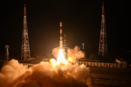PSLV rocket lifting off from the Satish Dhawan Space Centre at Sriharikota. Photo: Indian Space Research Organisation / Wikimedia Commons (editorial composite)