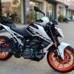 KTM 200 Duke updated model parked outside a dealership in India.