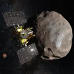 JAXA's MMX spacecraft approaching Mars' moon Phobos (illustration)