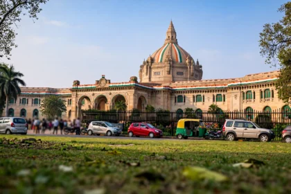 Vidhan Bhavan, Lucknow. AI image grounded in a real photo by Mohammad Azahar / Wikimedia Commons (CC BY-SA 4.0).